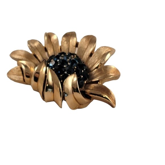 Trifari Jewelry - Trifari Crown Vintage Goldtone Sunflower Blue Crystals